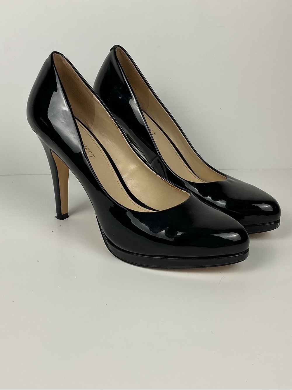 Black Patent High Heel Pumps 4.5 inch heel Elegant Dress Shoes Size 8 Nine West